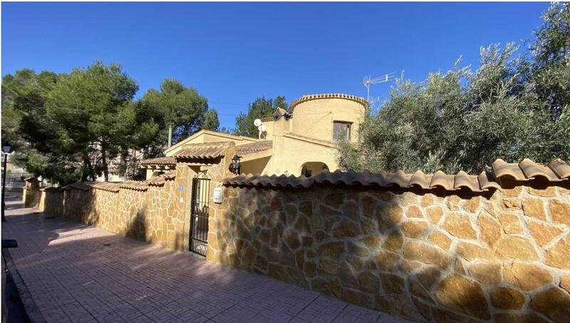 Villa en venta en Orihuela Costa, Alicante