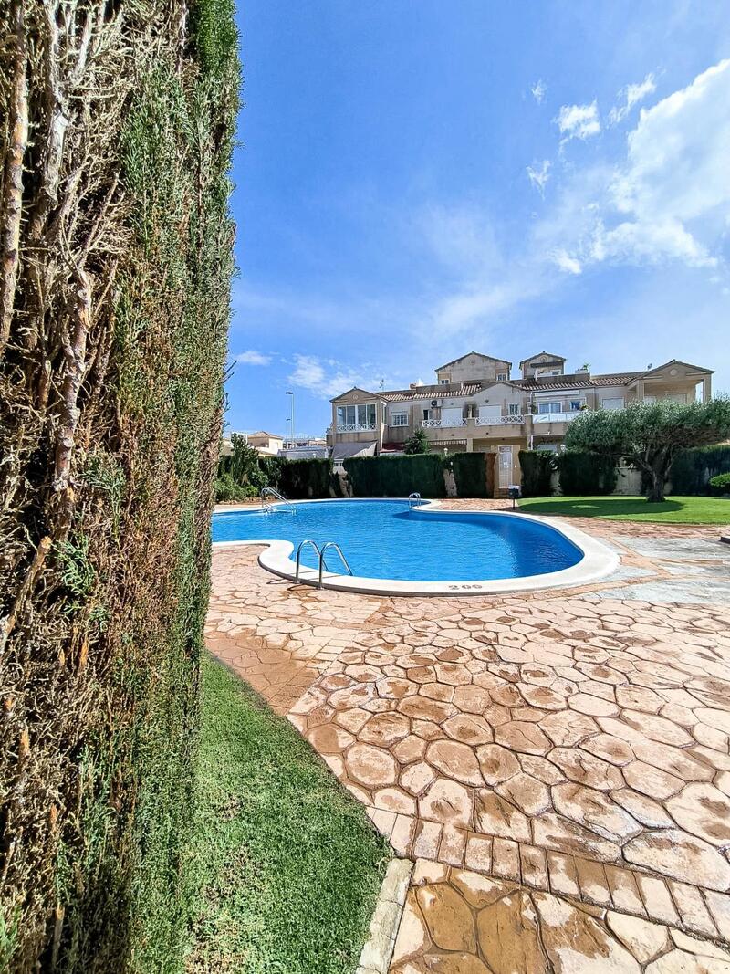 2 bedroom Villa for sale