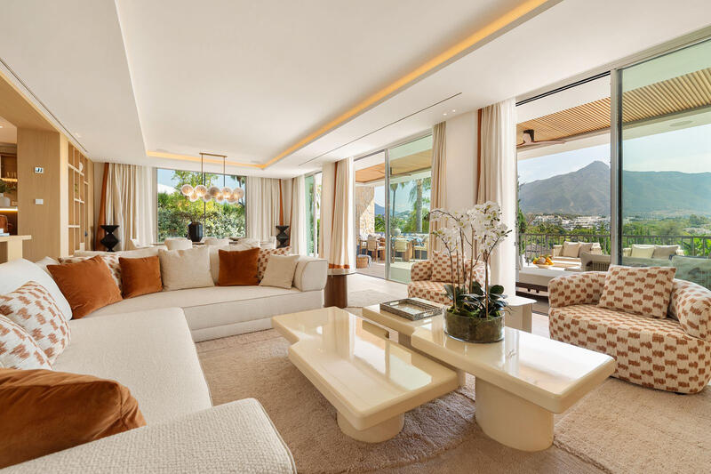 Villa à vendre dans Nueva Andalucia, Málaga