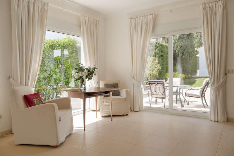 4 Cuarto Villa en venta