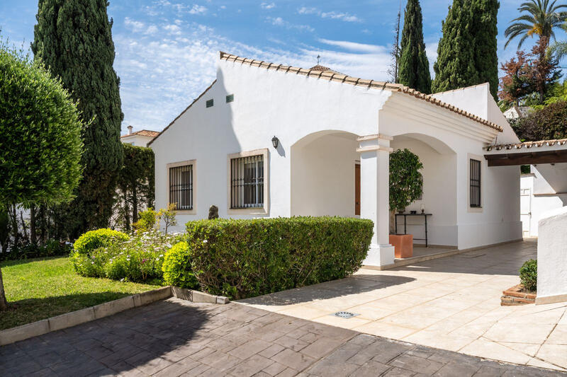 4 Cuarto Villa en venta