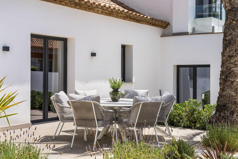 6 Cuarto Villa en venta