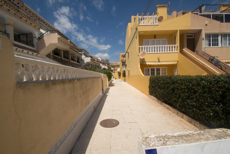 Apartment for sale in Torrevieja, Alicante