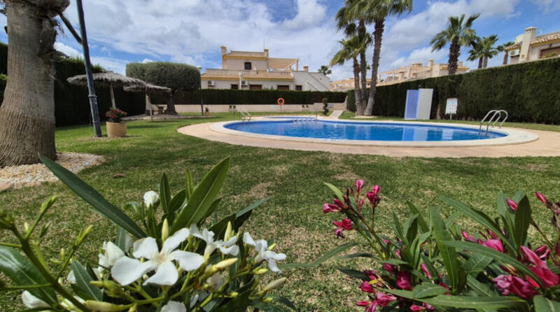 3 Cuarto Villa en venta