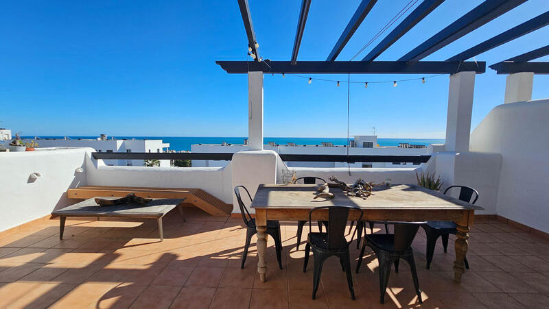 Apartamento en venta en Casares Playa, Málaga