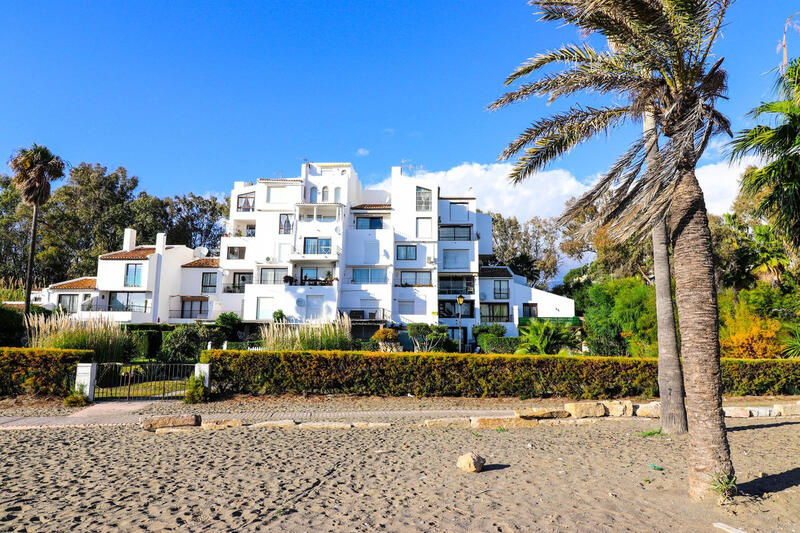 Apartment for sale in Casares Playa, Málaga