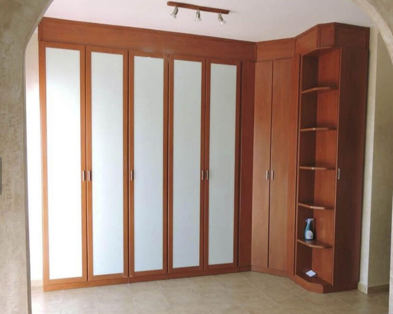 3 Schlafzimmer Stadthaus zu verkaufen