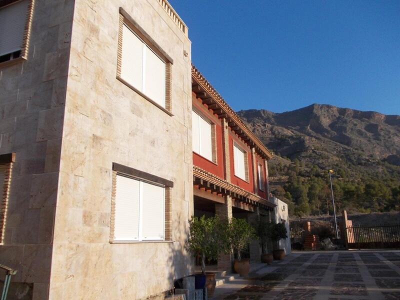 4 chambre Villa à vendre