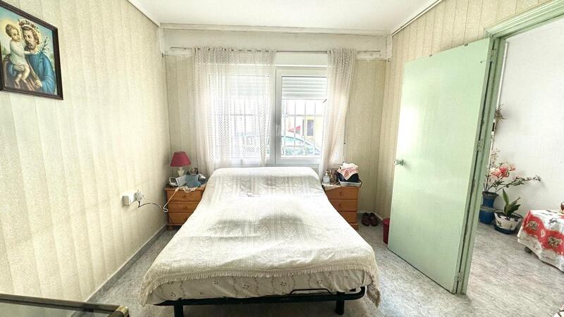 3 bedroom Apartment for sale