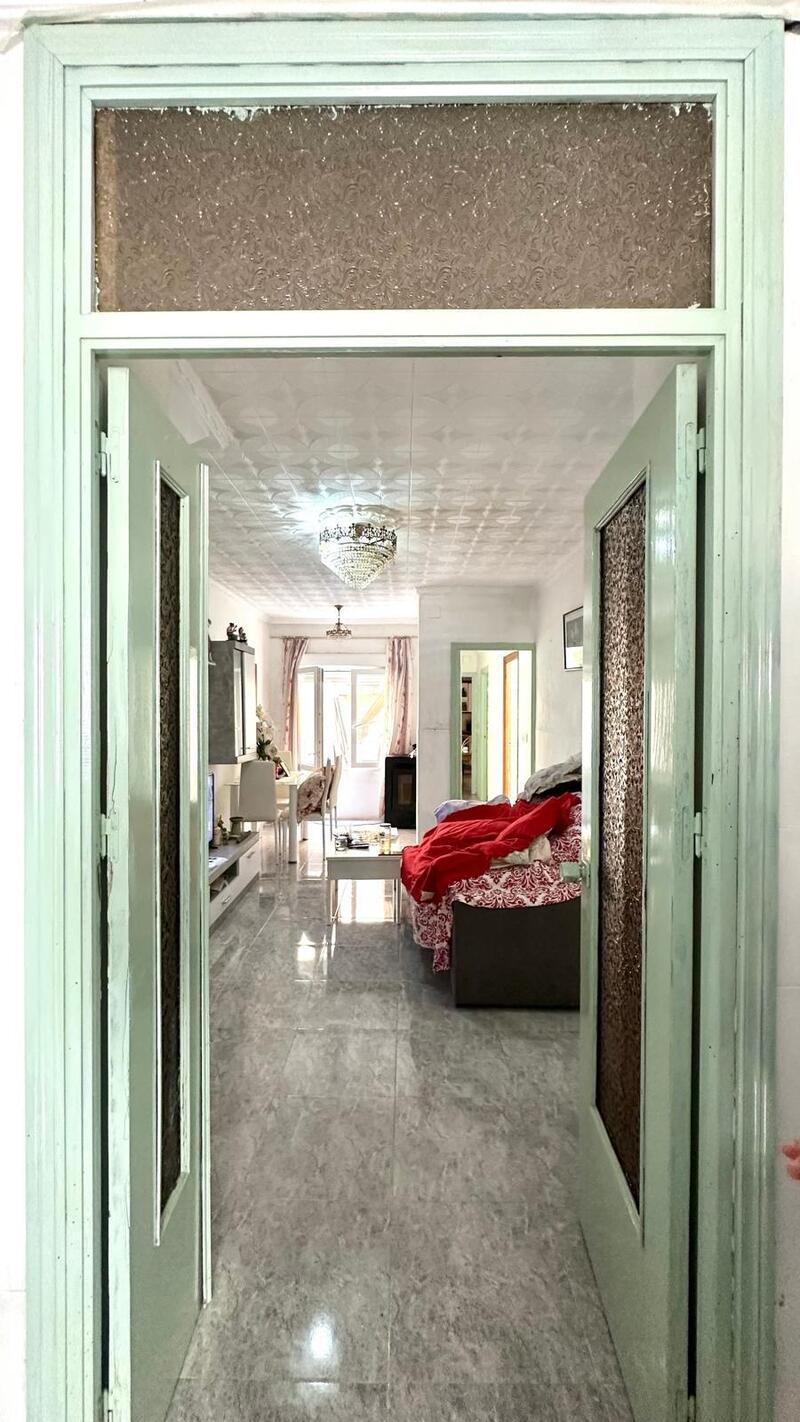 3 bedroom Apartment for sale