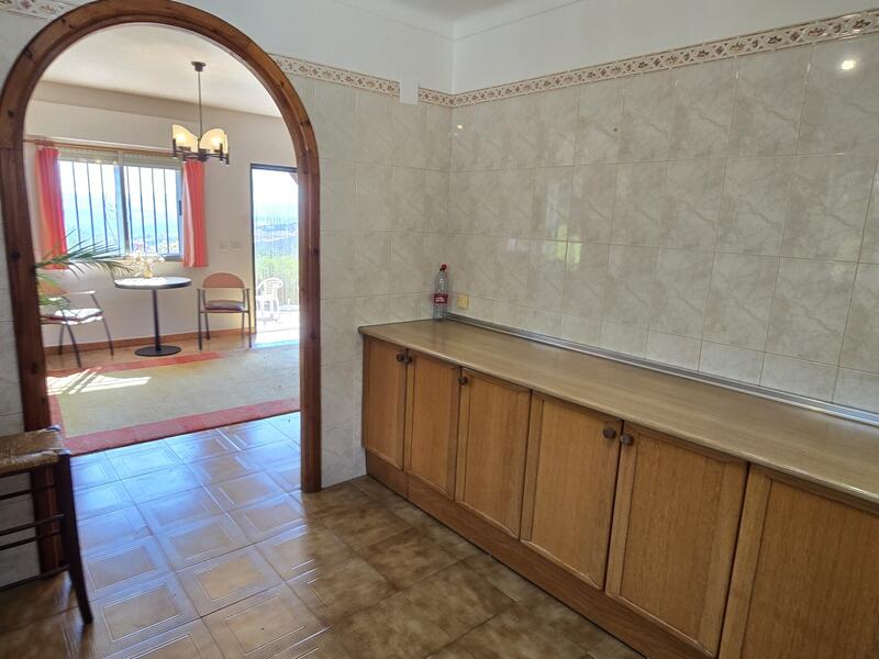 4 bedroom Villa for sale