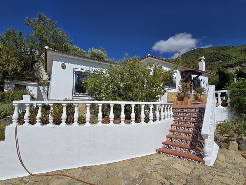 4 bedroom Villa for sale