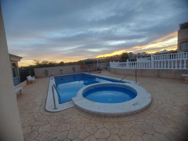 3 bedroom Villa for sale