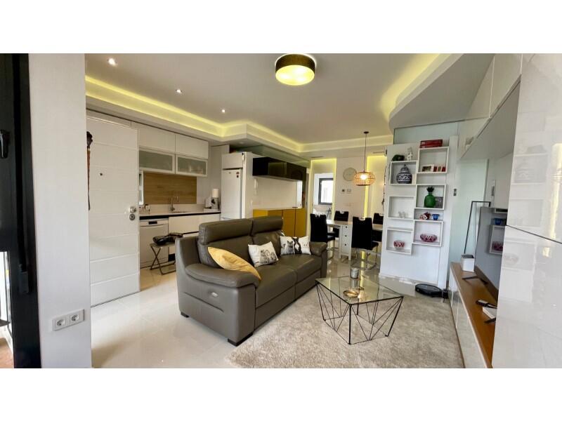 2 bedroom Apartment for sale