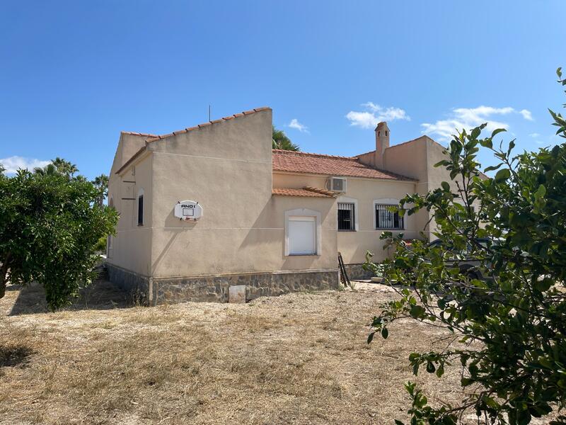 3 bedroom Country House for sale