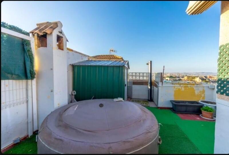 3 slaapkamer Landhuis Te koop