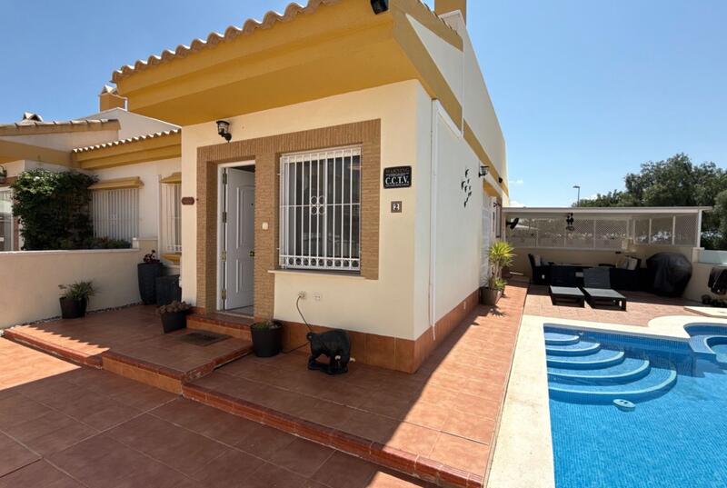 3 bedroom Villa for sale