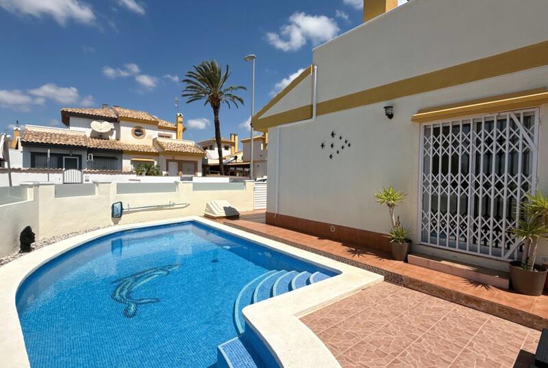 3 bedroom Villa for sale