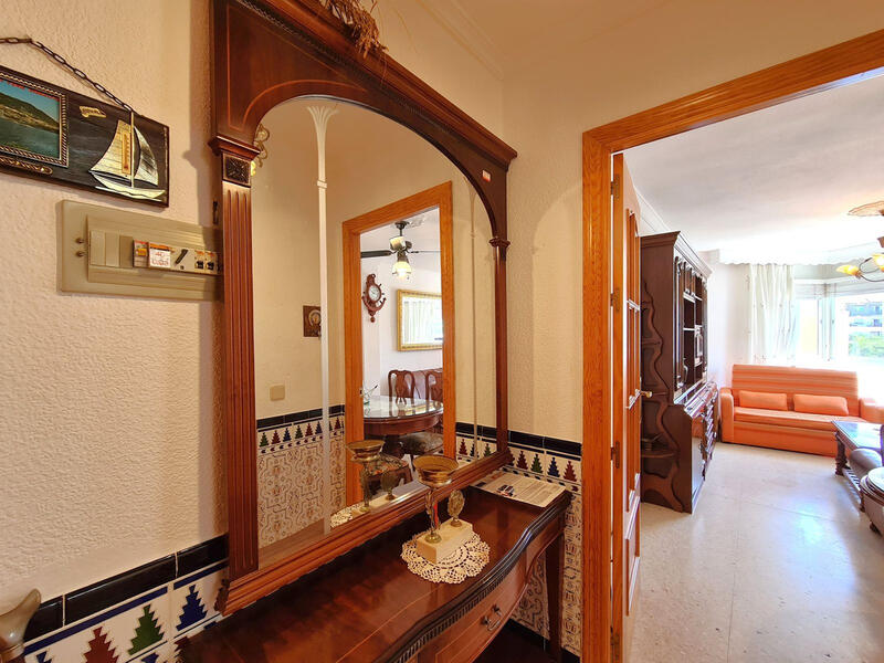 3 bedroom Apartment for sale