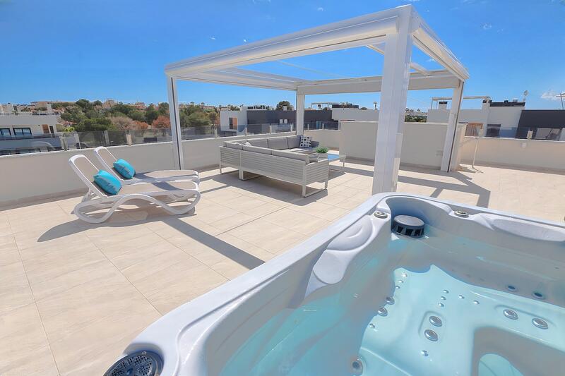 3 bedroom Apartment for sale