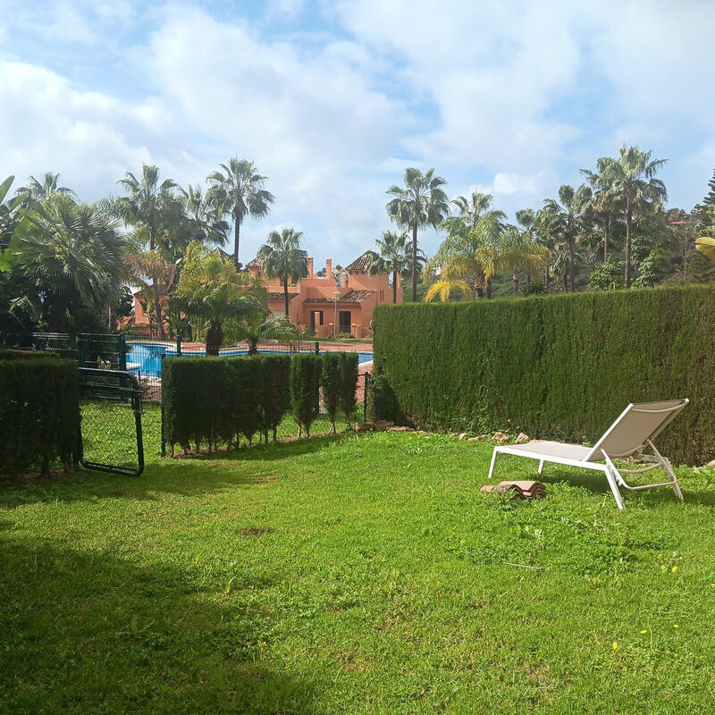 4 bedroom Townhouse for sale