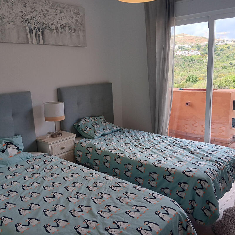 4 bedroom Townhouse for sale