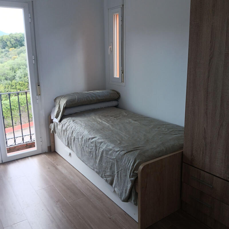 4 bedroom Townhouse for sale