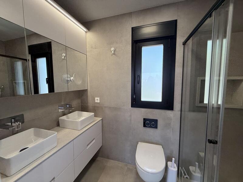 4 bedroom Villa for sale