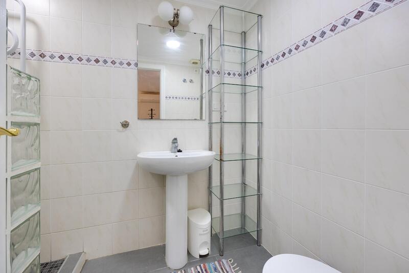 2 Cuarto Villa en venta