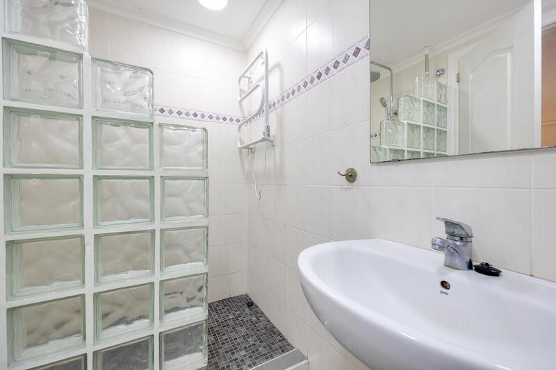 2 Cuarto Villa en venta