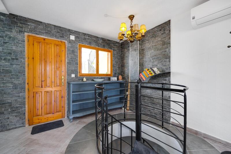 2 Cuarto Villa en venta