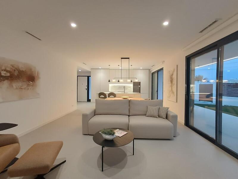 3 Cuarto Villa en venta