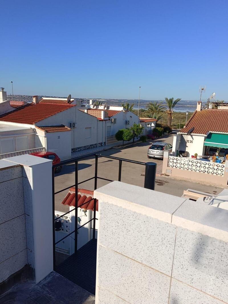 2 slaapkamer Gezinswoning Te koop