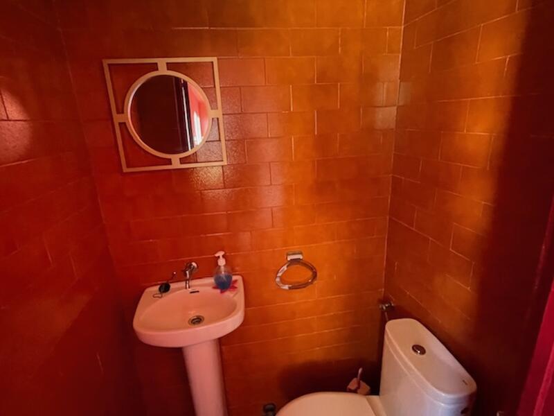 8 sovrum Villa till salu