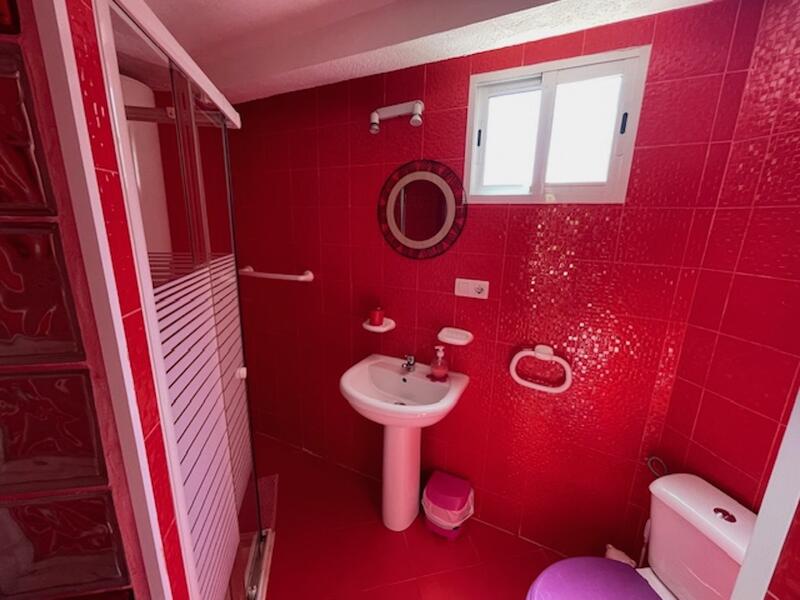 8 sovrum Villa till salu