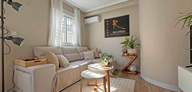 2 bedroom Townhouse for sale