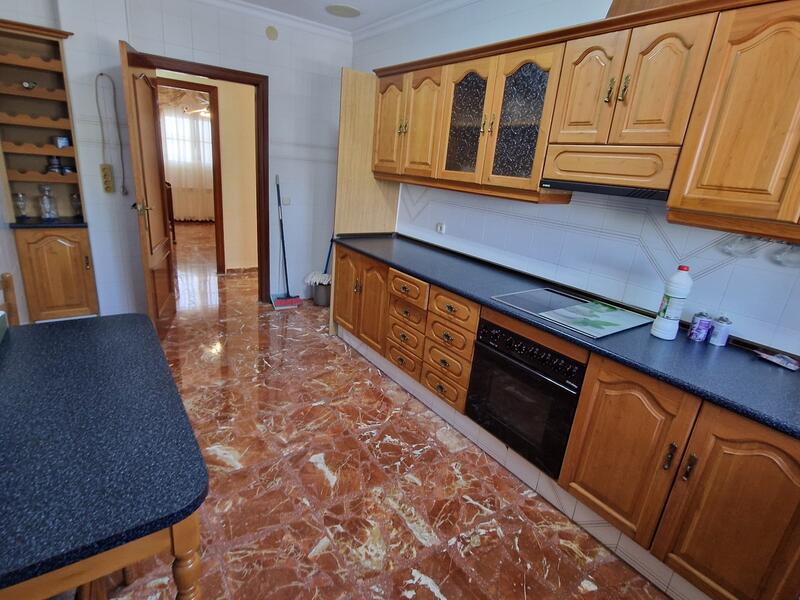 4 Schlafzimmer Villa zu verkaufen
