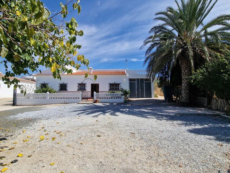 4 Schlafzimmer Villa zu verkaufen