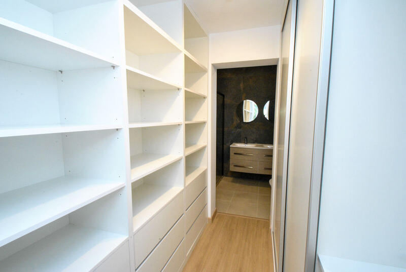 2 Cuarto Villa en venta