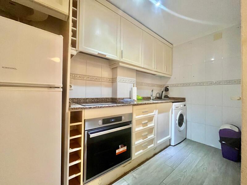 2 slaapkamer Appartement Te koop