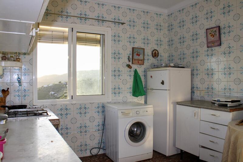 4 bedroom Apartment for sale