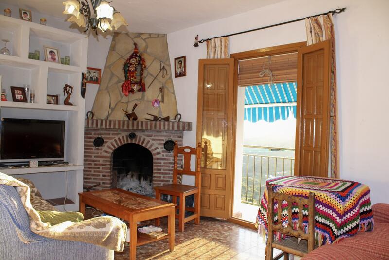 4 bedroom Apartment for sale