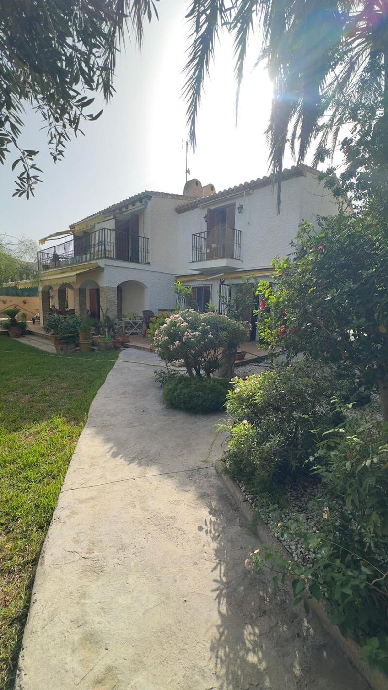 вилла продается в Orihuela Costa, Alicante