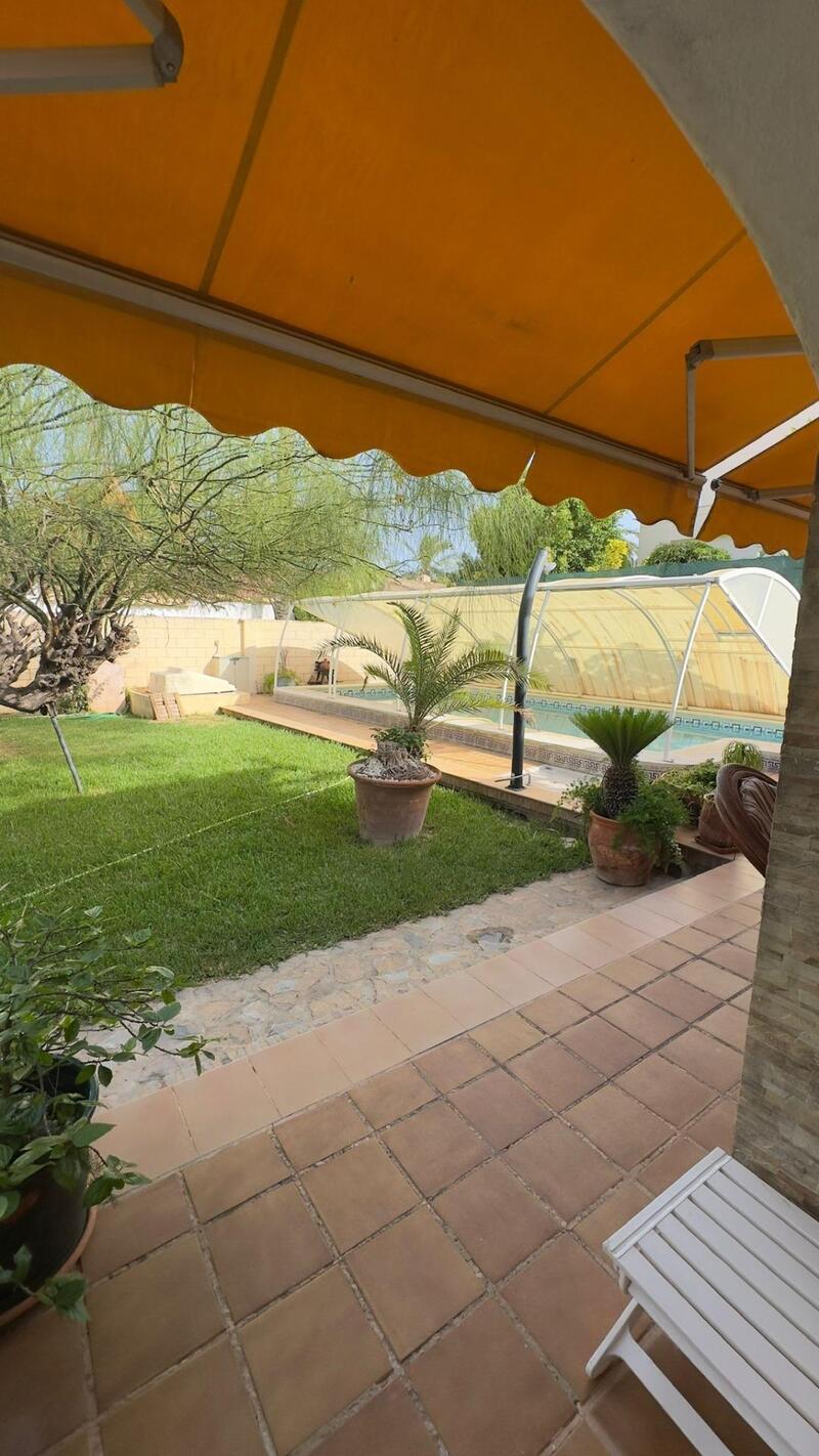 4 slaapkamer Villa Te koop