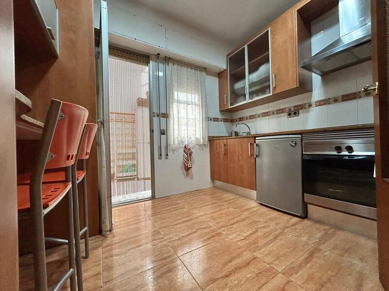 3 спальная комната квартира продается
