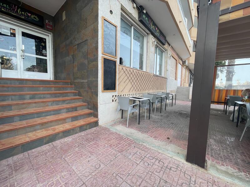 Local Comercial en venta en Torrevieja, Alicante