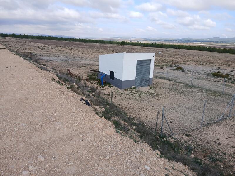 Landsted til salg i Yecla, Murcia