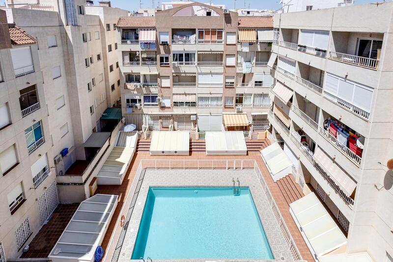Apartamento en venta en Torrevieja, Alicante
