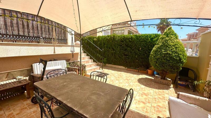 6 Cuarto Adosado en venta