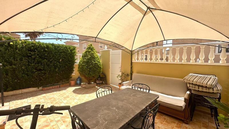 6 Cuarto Adosado en venta